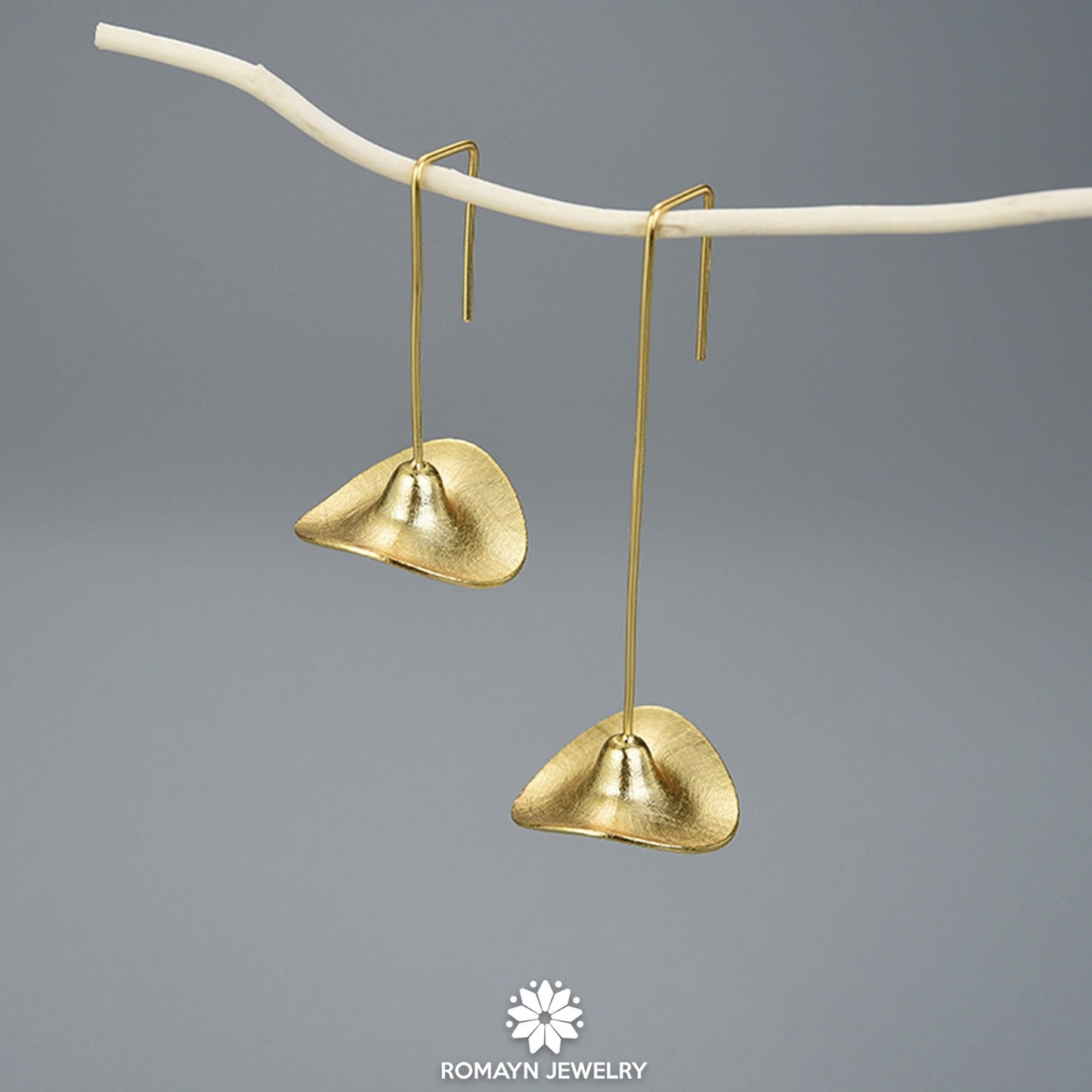 Straw Cap Design Earrings