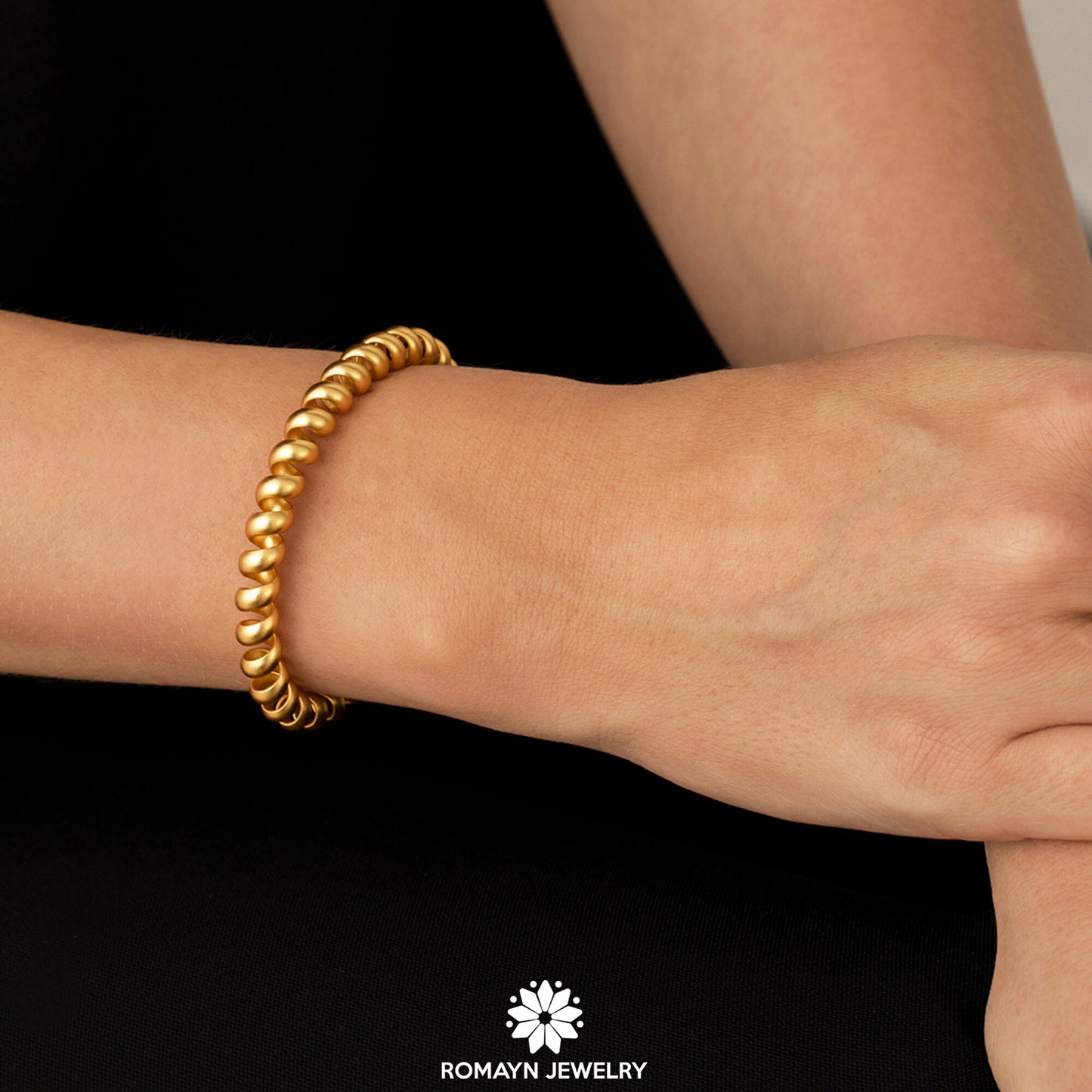 Spiral 18K Gold Bangle