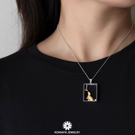 Dog and Moving Bone Necklace