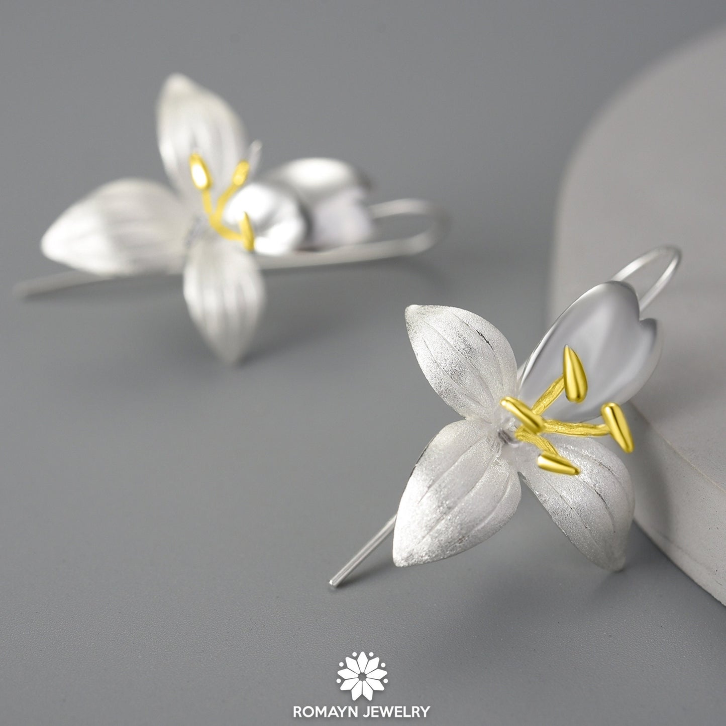 Lily Earrings