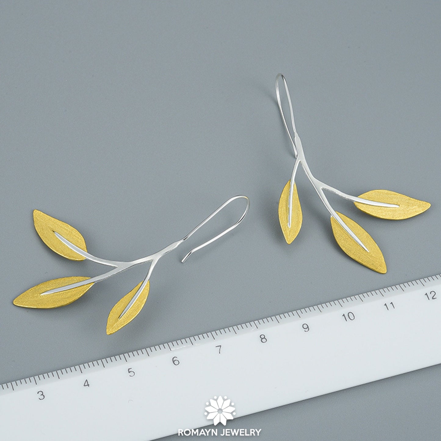 Minimalist Leaves Earrings