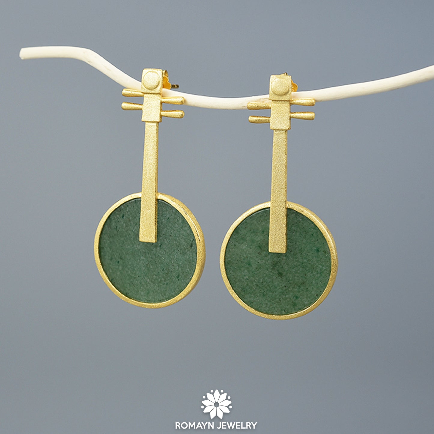 Lute Shape Earrings