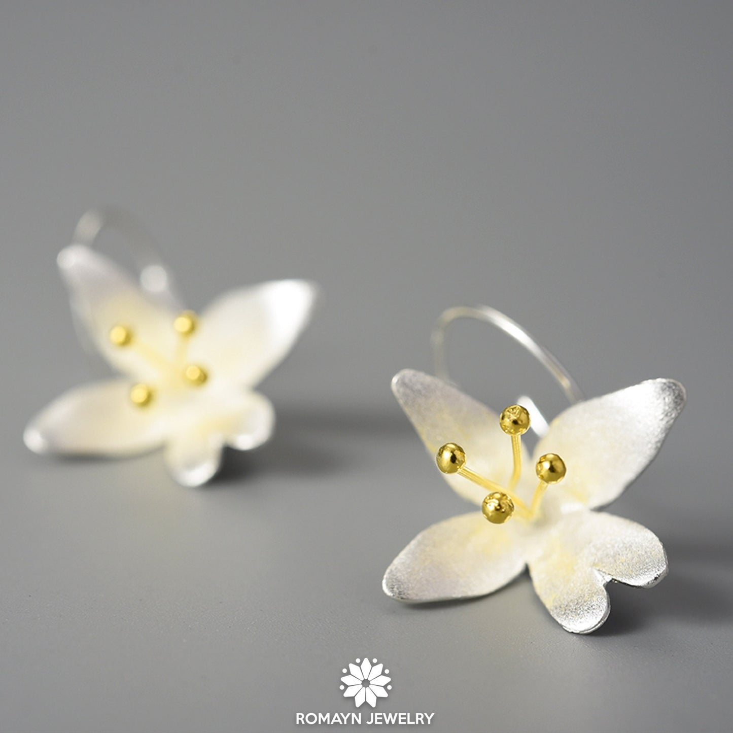 Trumpet Lily Earrings