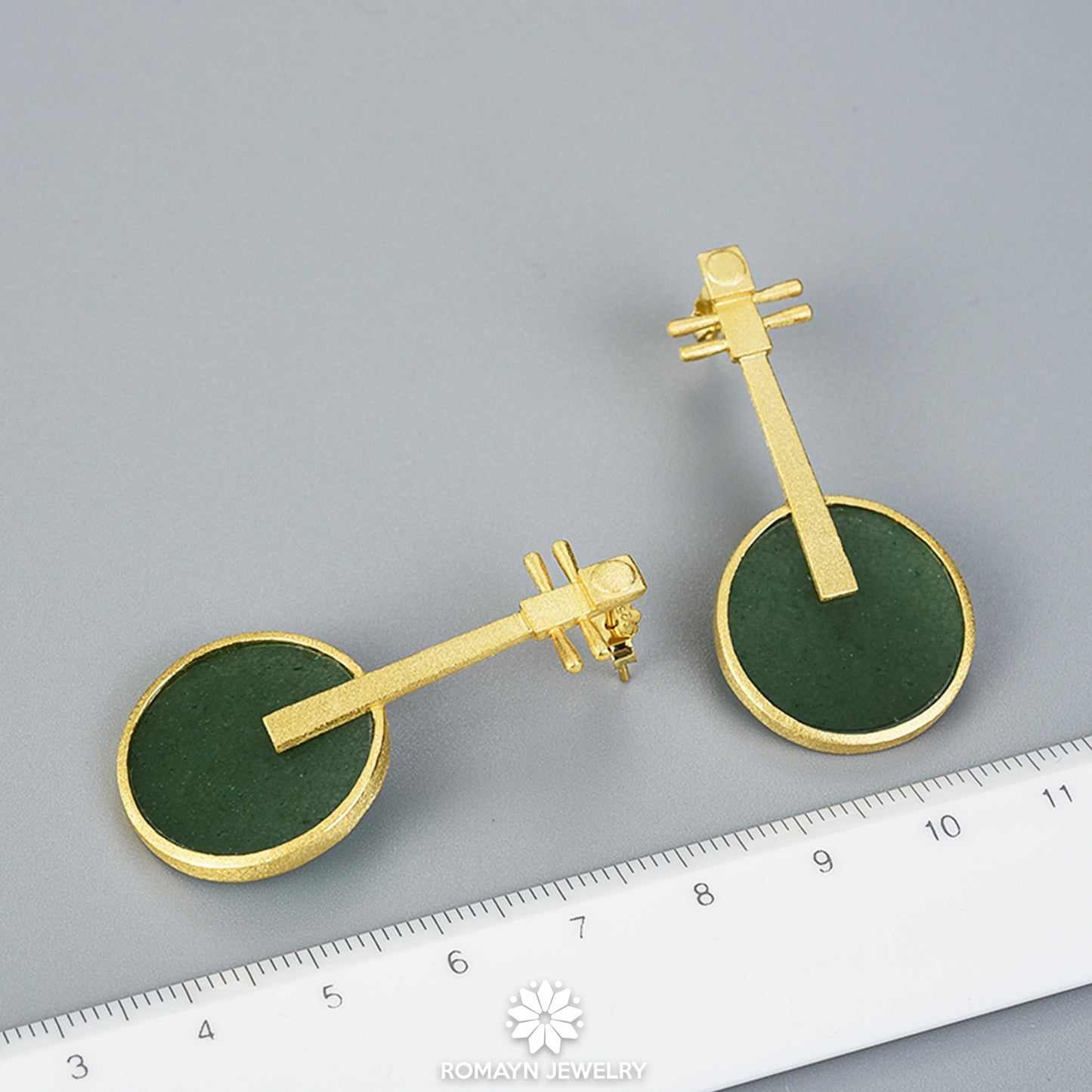 Lute Shape Earrings