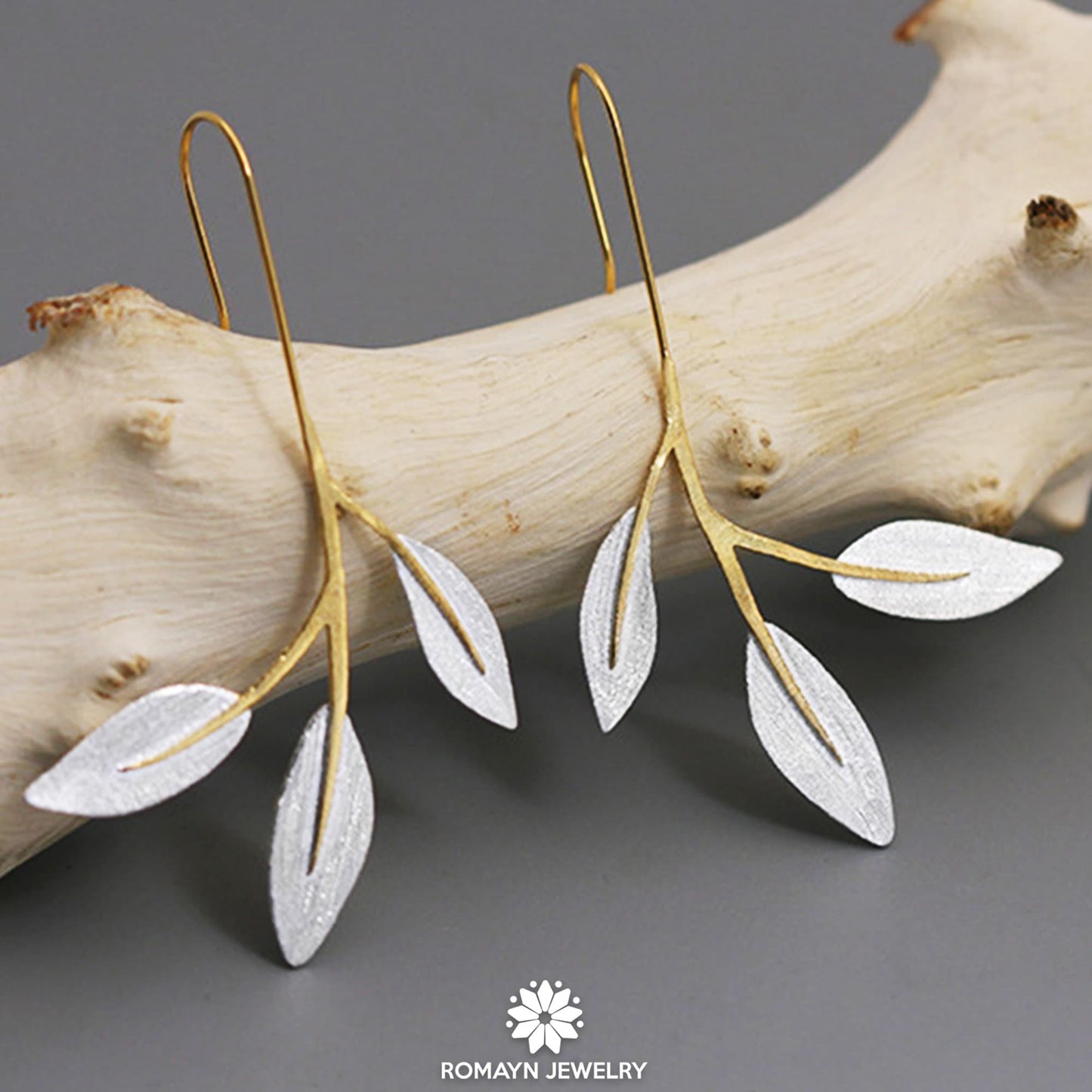 Minimalist Leaves Earrings