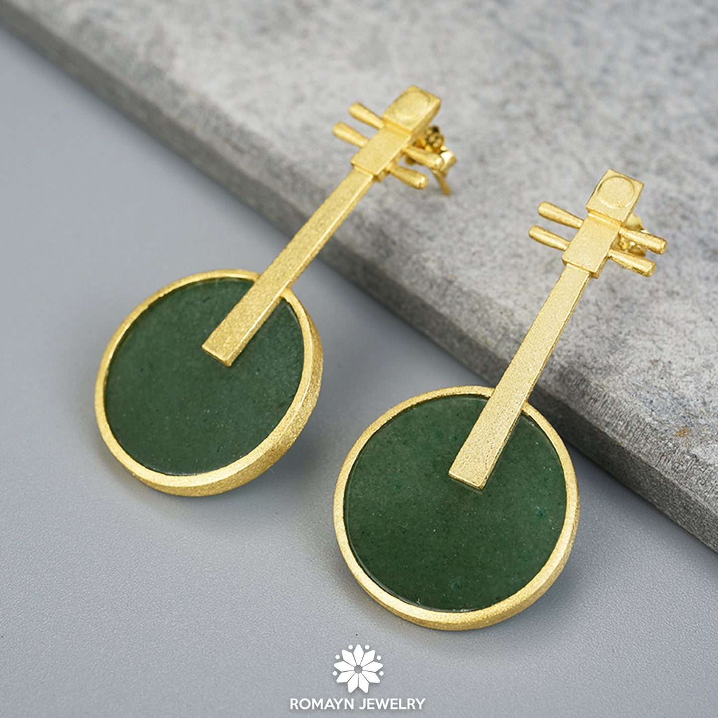 Lute Shape Earrings