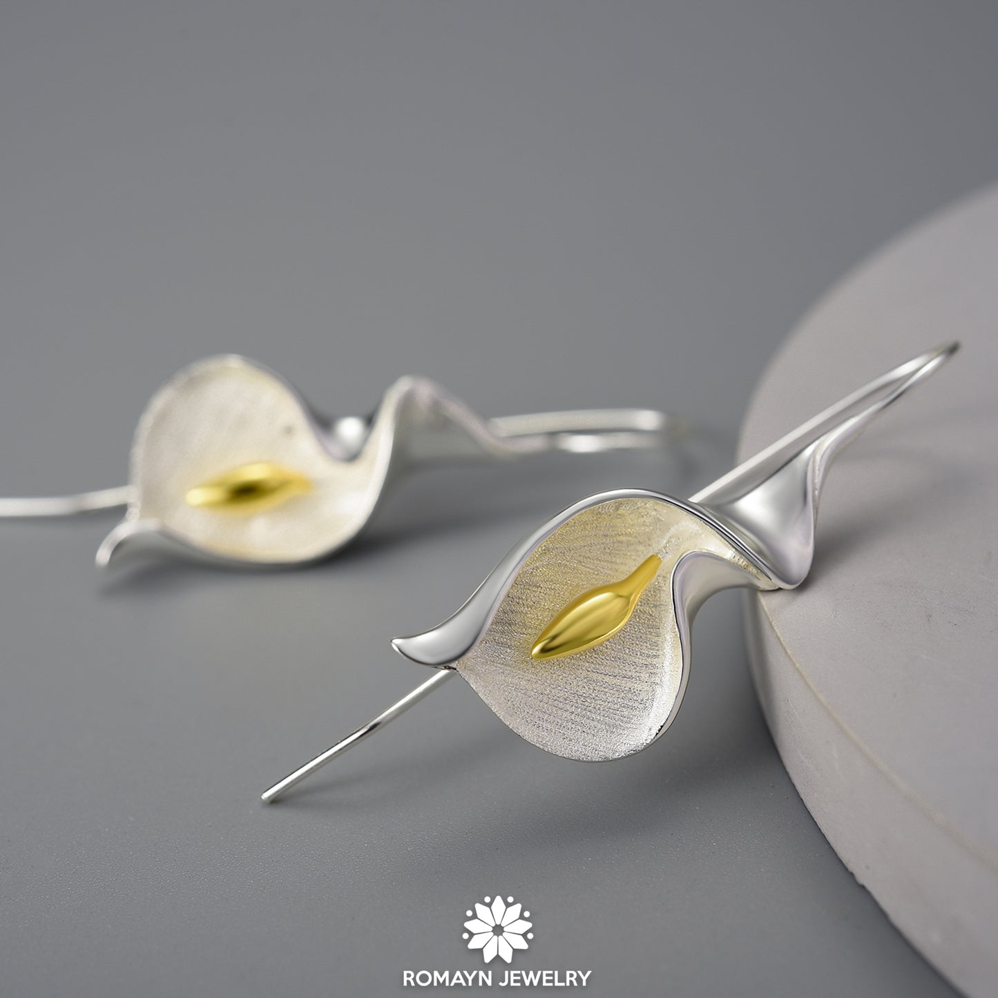 Calla Lily Earrings