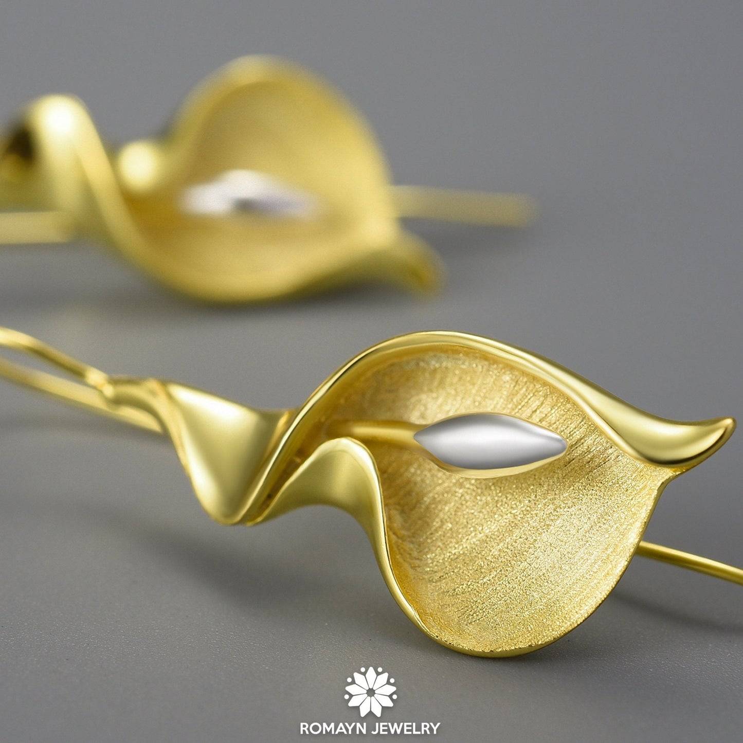 Calla Lily Earrings