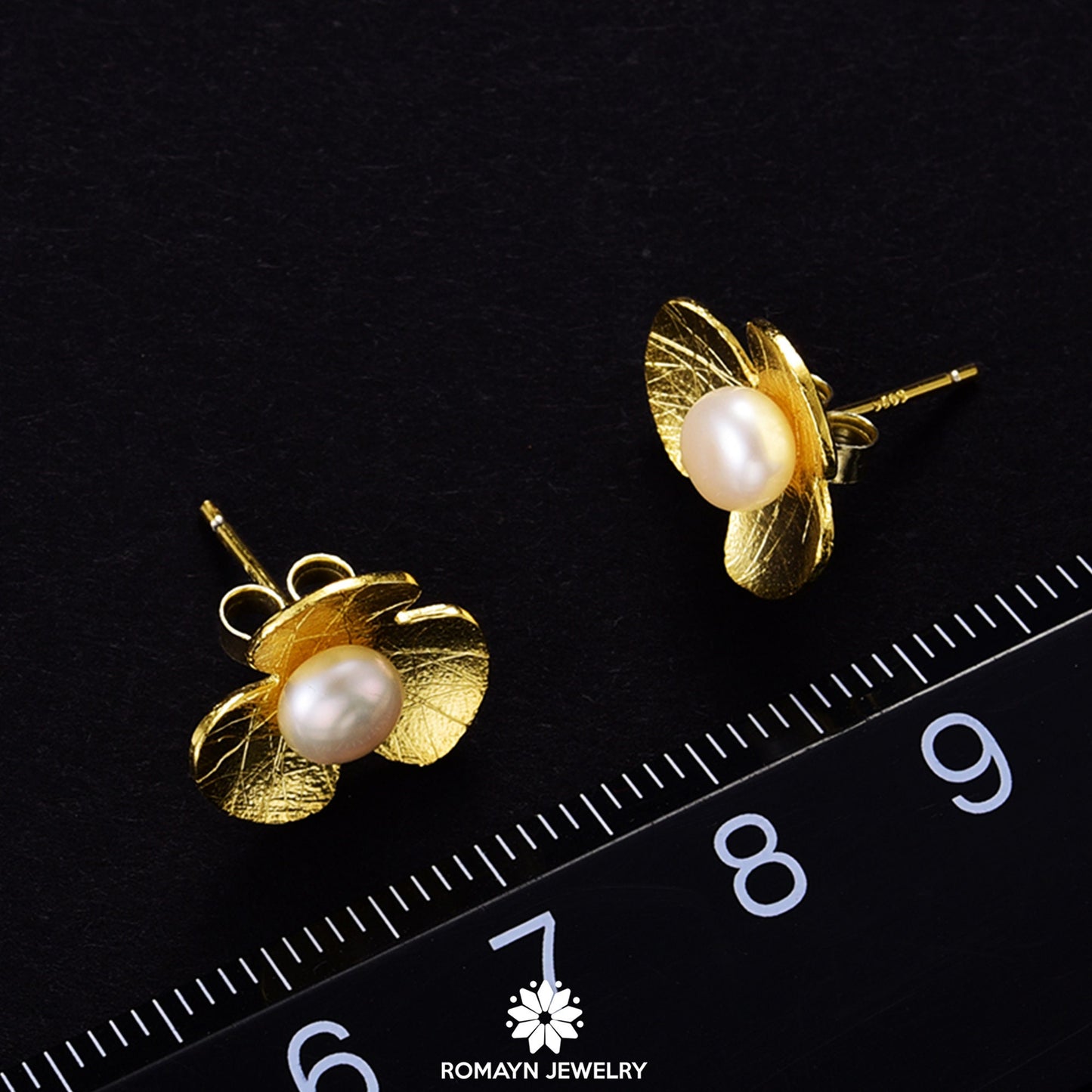 Pearl Clover Earrings