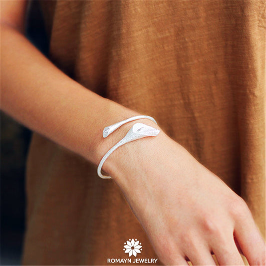 Lily Flower Bangle