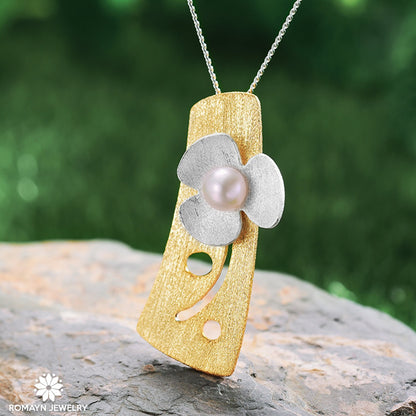 Pearl Clover Necklace